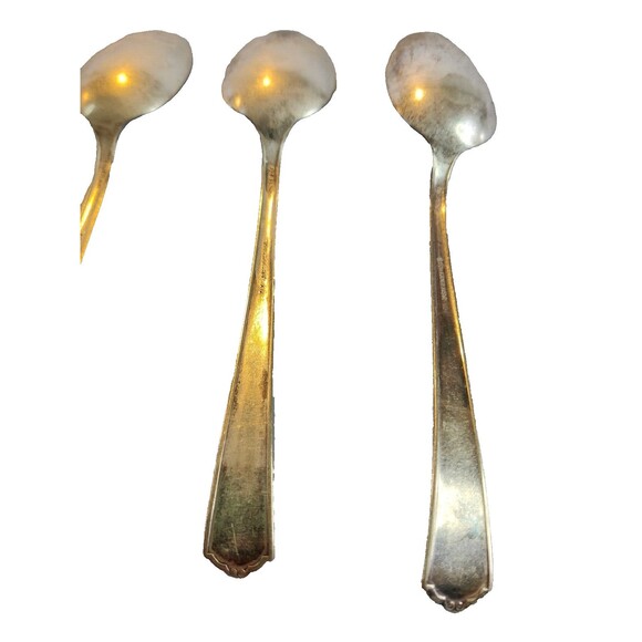4 Vintage Wm Rogers 12 Soup Sliver Plate Spoons - Picture 7 of 9